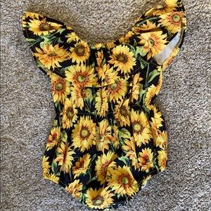 Baby flower romper